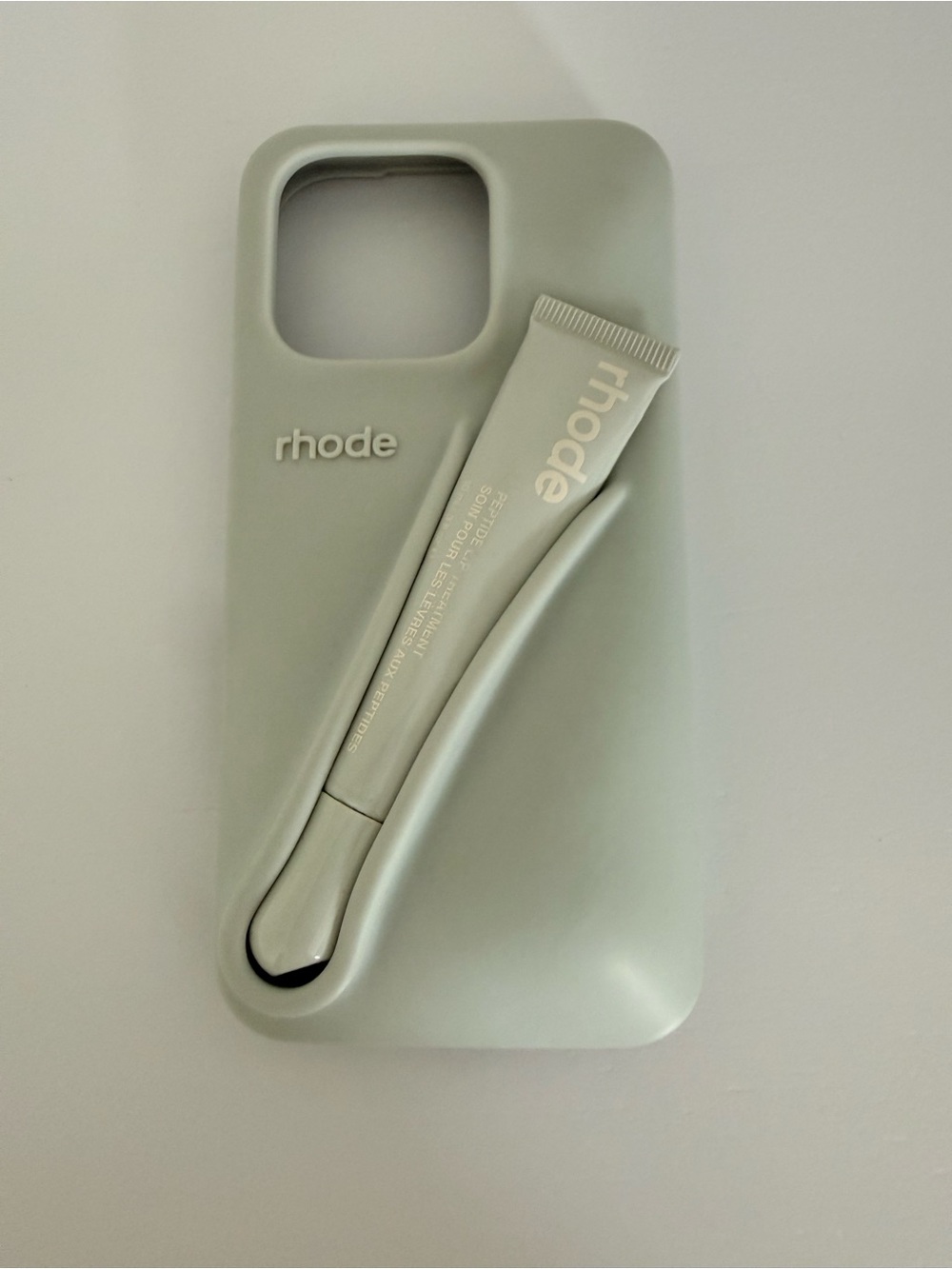 Rhode Grey Lip Case iPhone 16 Pro